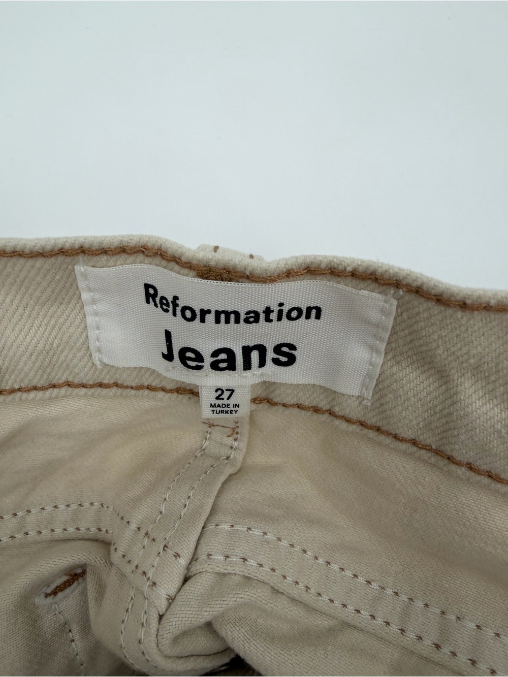 Reformation Jeans 🌾 - Picture 5 of 10